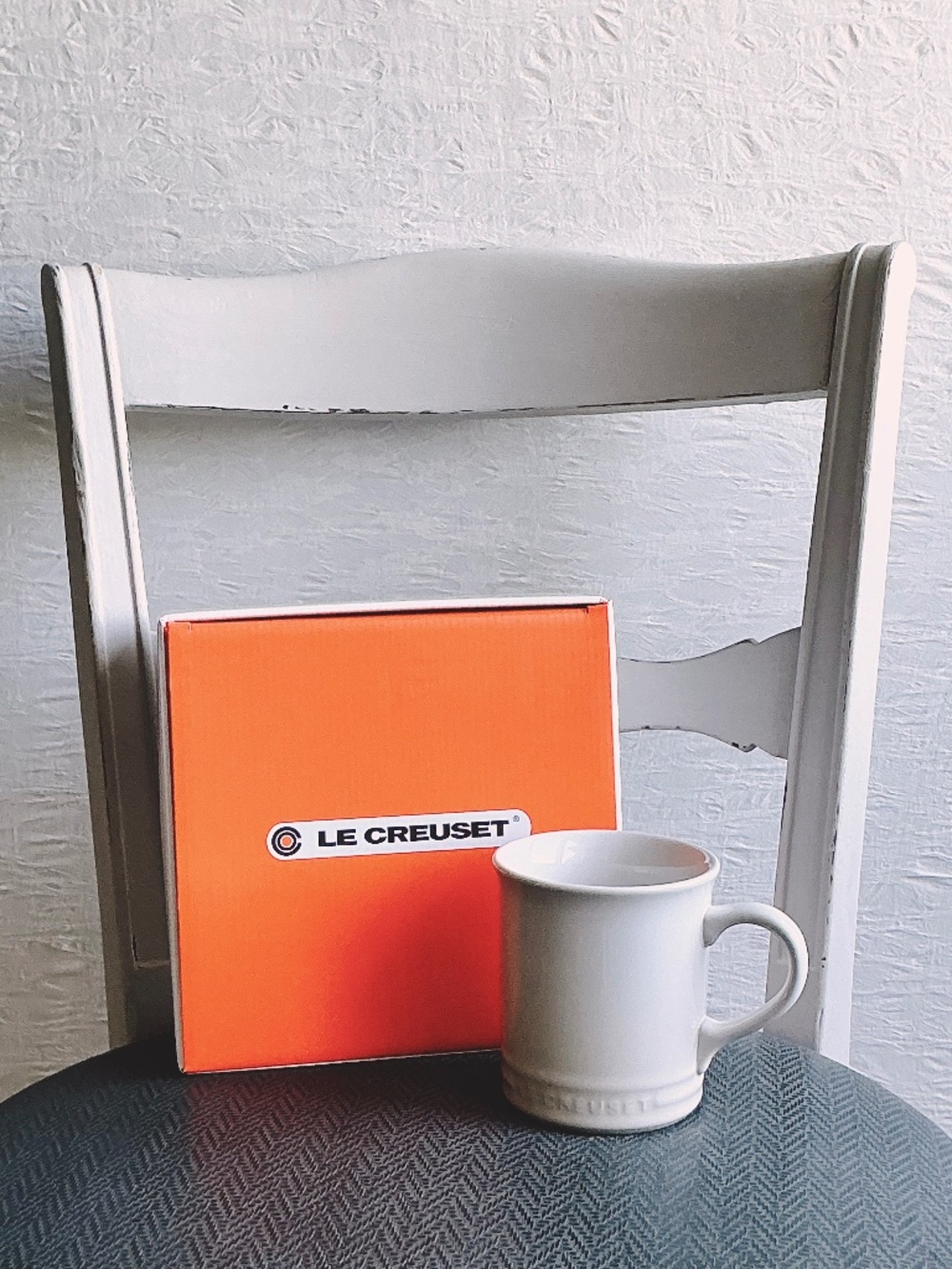 Le Creuset 4 Mugs  Set of Four (4) Classic Mugs in ‘Meringue’  400 ml Size